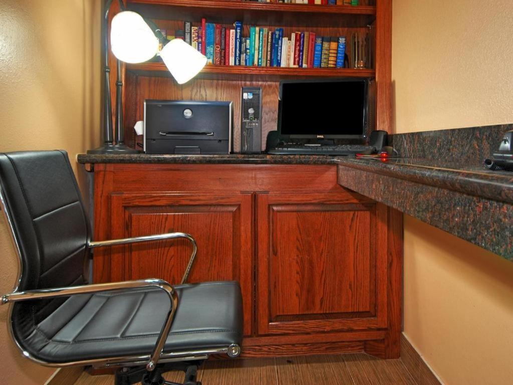 Americas Best Value Inn Sinton Экстерьер фото