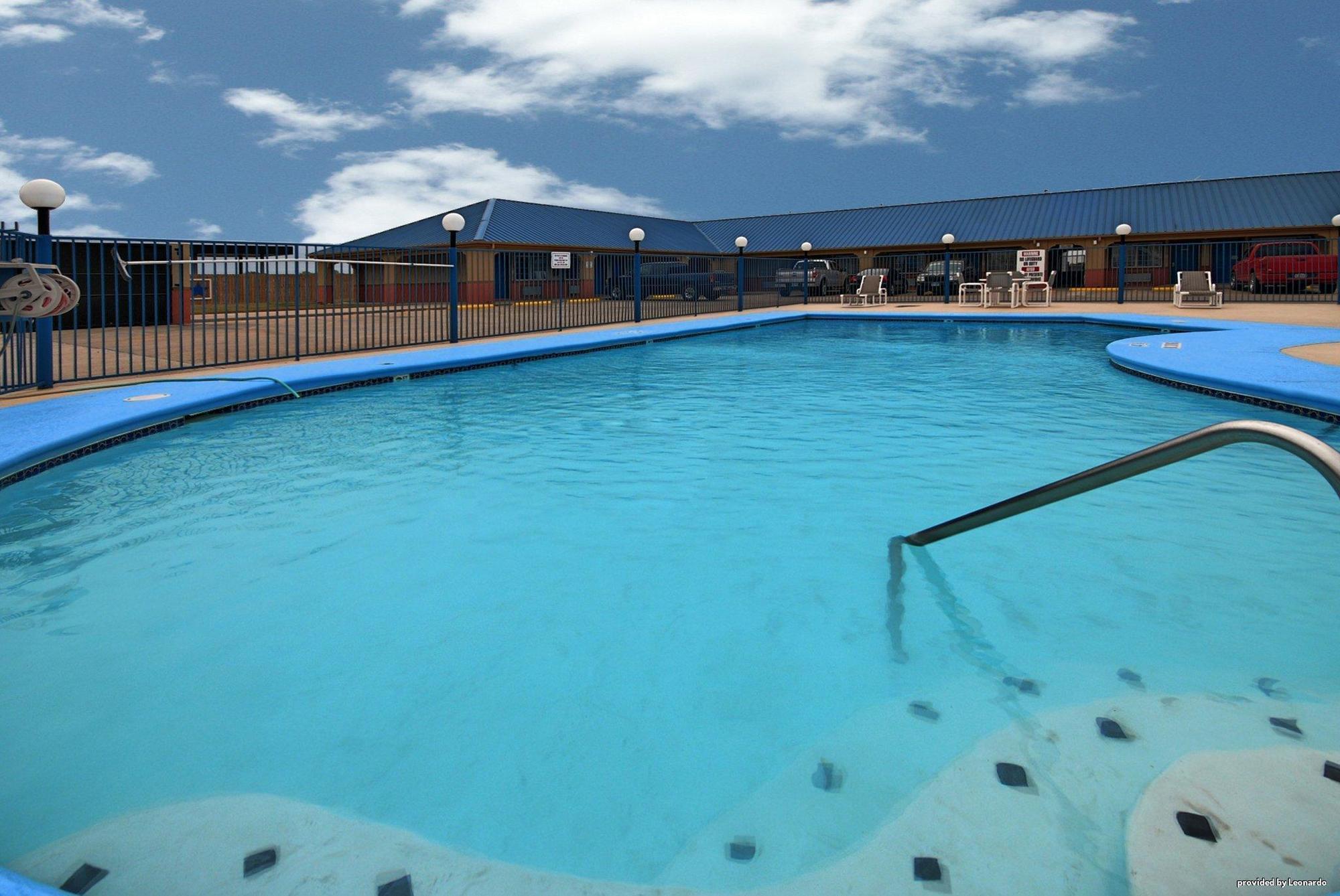 Americas Best Value Inn Sinton Экстерьер фото