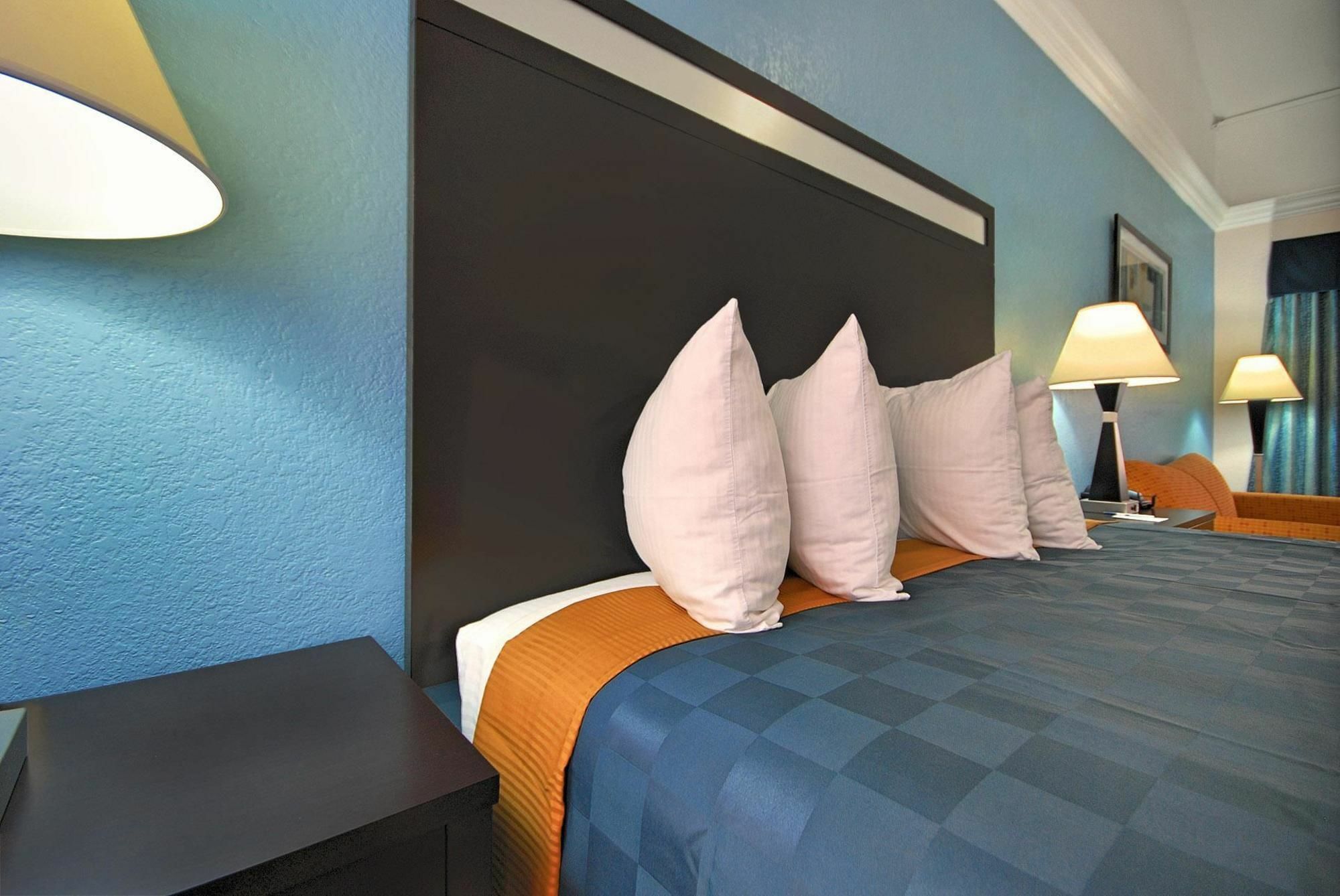 Americas Best Value Inn Sinton Экстерьер фото